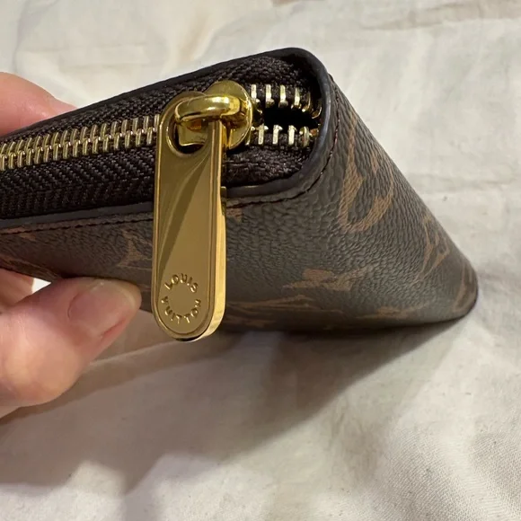 Brown Monogram Wallet - Picture 4 of 6